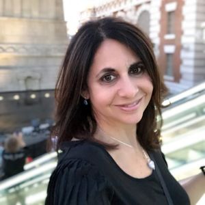 Meet your Posher, Jennifer